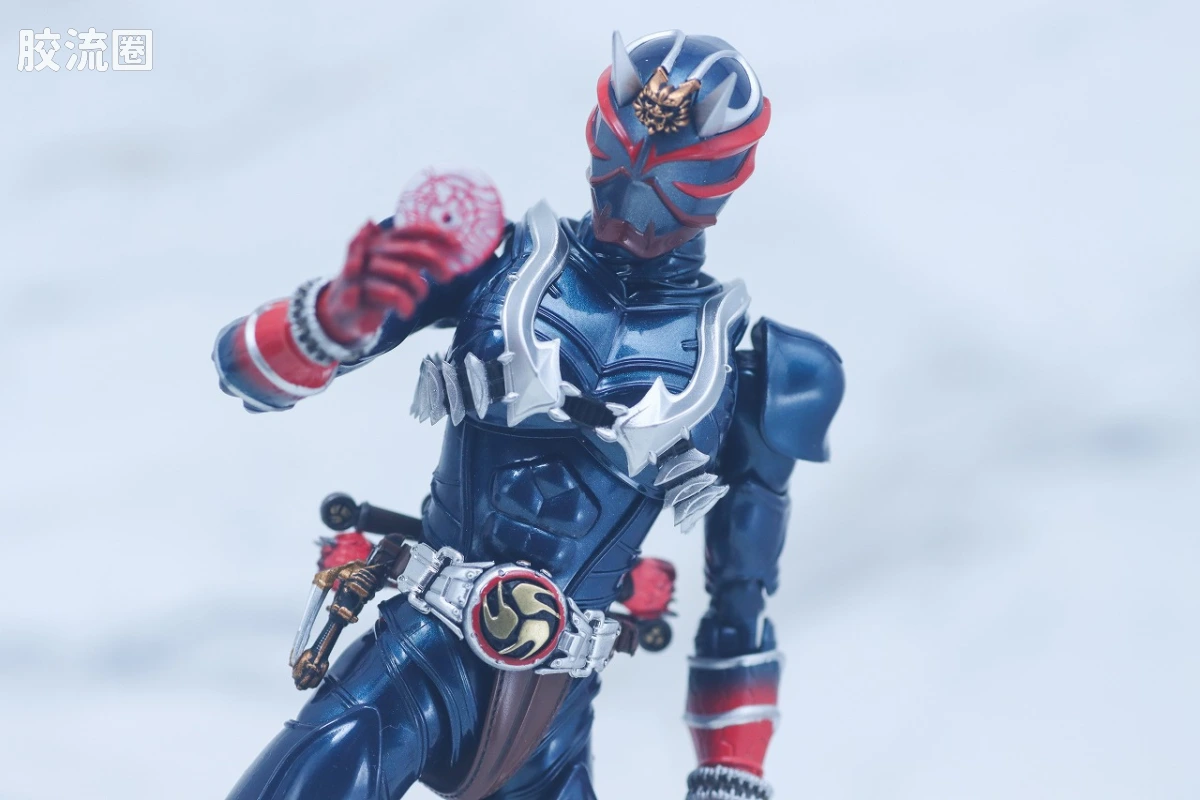 SHF 真骨雕假面骑士系列 假面骑士响鬼 20th Anniversary Ver. - 图片